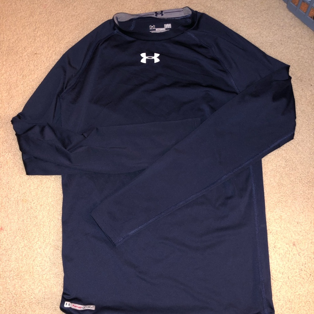 Under armor long sleeve navy blue women’s large